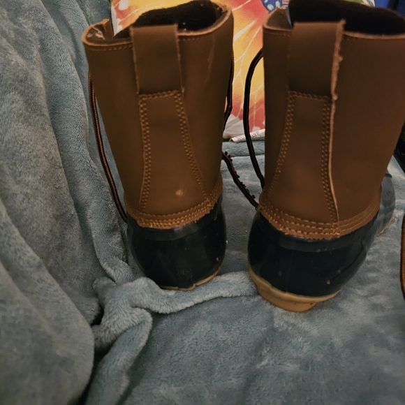 Western Chief Navy and Brown Water-Resistant Rain Boots - Picture 9 of 11